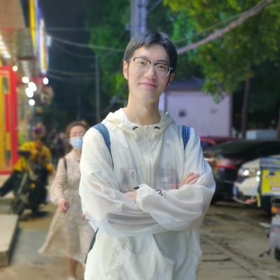 相信人与人之间的连结、相互之间传递善意和帮助,能够让世界变得更好。
Believe in love. Explore possibilities.
Electronic Engineering | Geophysics | Advertising | Oversea GTM | MKT Procurement