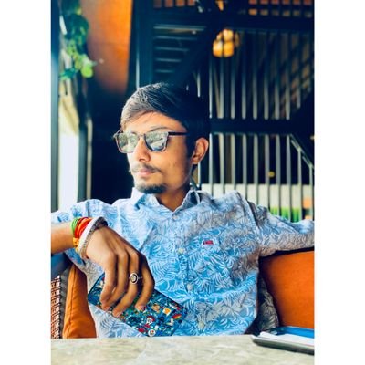 vinayak82913318's profile picture. MBBS 🩺
😉