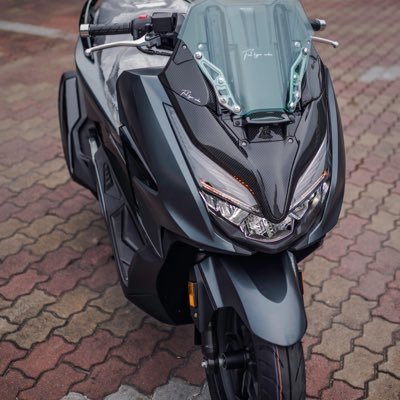 SxngPedsong's profile picture. อยู่วัด