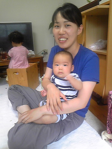 riecoffee's profile picture. 息子一人おります。おっぱいあげてるため、大好きなコーヒーは半年近く飲んでません。アルコールかカフェインかと聞かれたら、間違いなくＺＩＭＡ飲む…かな