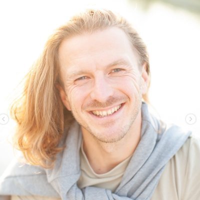 Marketing at @Chain4Travel bullish on #TravelFi & @camino_network Kindness wins