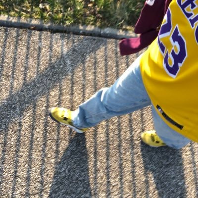 abry_charles's profile picture. rayay