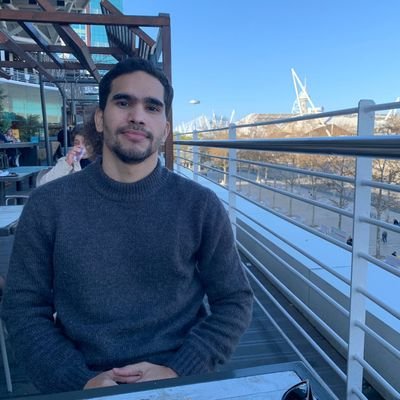 Desenvolvedor Java, aspirante a produtor musical nas horas vagas e um eterno aprendiz !