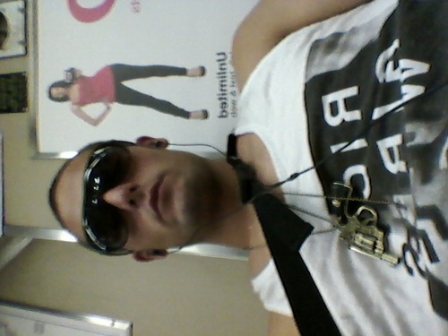 RVincentJohns's profile picture. It's not that i'm an ass hole... it's just that i'm honest