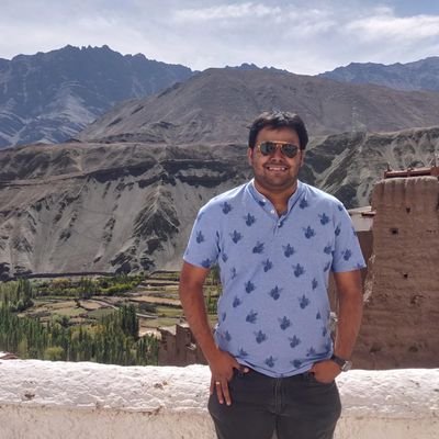 Patriot, Sports Buff, Lazy Foodie, Armchair Expert, Travel Lover, Miles & Rewards Enthusiast, F.I.R.E. Aspirant, Proud Punekar (+Maharashtrian) & then some!