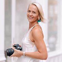 International personal branding photographer & personal branding mentor based in London. I can help build your online reputation & increase your visibility.