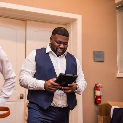 Ain’t no room for negotiations when it comes to respect. 🦍 🤙🏿 #TheWalkers💎🚀🐕 #KJ'sDad