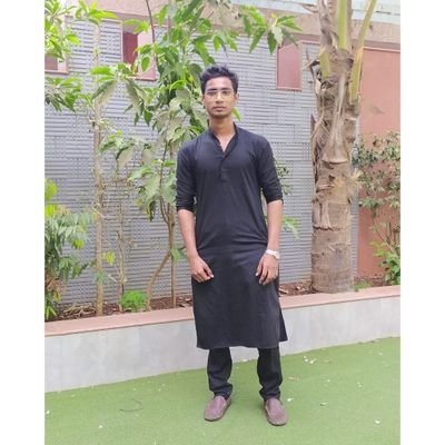 Aagey jaayega duniya se durr kaha re | Web Dev @ https://t.co/UYyQ4bxcmW | Aspiring Shitposter