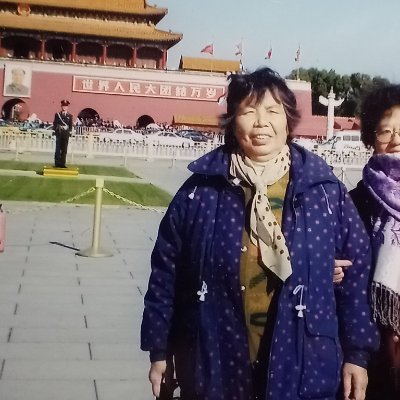 I am Mrs. Wu Wenjie, live in Chongqing China , a retirement biological teacher who was female businessman for a wholesaled flower and plant in my owned shop