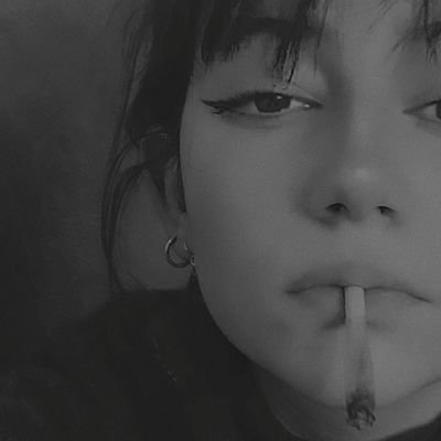 camelmosty's profile picture. mi ha spezzato il cuore un comunista