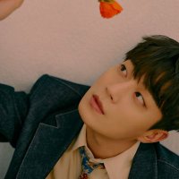 어바웃두준 (@_about_dujun) 's Twitter Profile