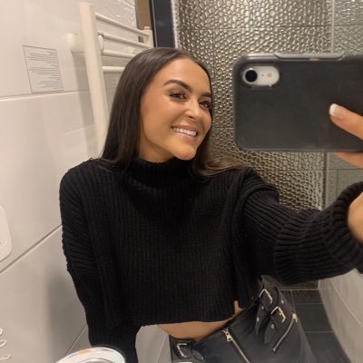 christinahega's profile picture. 