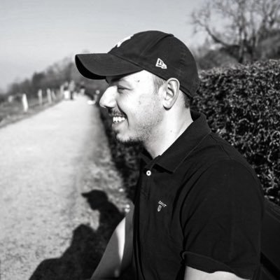 official_lip_'s profile picture. 