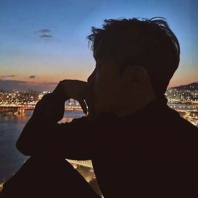 urisunshine_jhs's profile picture. • ⌕ ˒𝟿𝟺 ⋆ 𝐣𝐮𝐧𝐠 #정호석 ☻︎ :: 𝗹𝘂𝘃 #𝗛𝗢𝗣𝗘𝗪𝗢𝗥𝗟𝗗 !!                                                                 @BTS_twt :: 私たちは自分自身だけを信じなければなりません