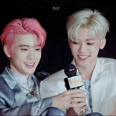 NicsReader's profile picture. Aus Only