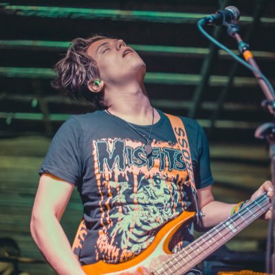 Musician, horror writer, gamer, streamer at https://t.co/fGbmDBWL2T