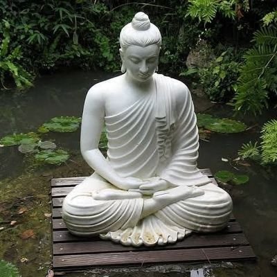 Priyank98741509's profile picture. Dream chaser....👧...
(No DM plz...)👈