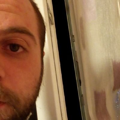 Dev8d3's profile picture. Vincere significa essere soddisfatto