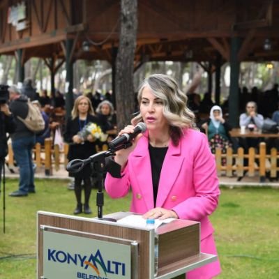 pinartogacbulut's profile picture. Avukat,siyasetçi,terazi,BADAY gönüllü çalışanı, lMevlevi,kozmik şifacı, Beşiktaşlı,kayak hakemi,folklör hocası,Murat'ın ruh eşi,Duru'nun annesi, doğanın sesi...