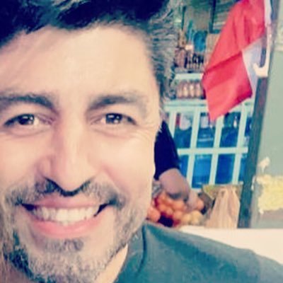 Periodista, profesor de TV @AMilanoModels, CM “Donde Zacarías”. Sigo con pasión el Goyu Ryu y O'higgins de Rgua. Ah!, ponga su pyme y le doy retweet