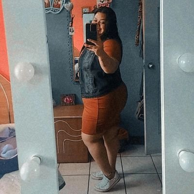 Por esta vez dejo a un lado los miedos, dejo de sentirme menos y acepto lo que soy en realidad, porque entiendo que todo depende de como yo me sienta.