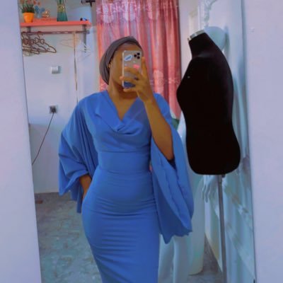 Soft hearted girl trying to be independent! 😚😍|||Fashionista, CEO: @fashiontemple_ng on IG||| I like to meet new people 🤗 Love for everyone! 💯🌹