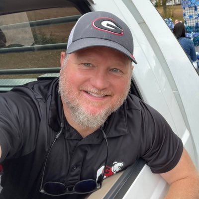 Father to two beautiful blonde knuckleheads and Go Dawgs!!!