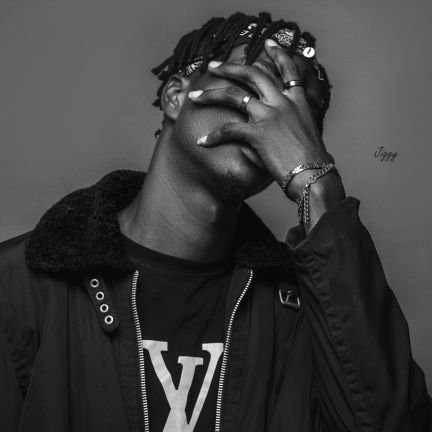 gre8ta_'s profile picture. In Service