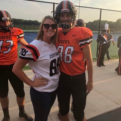 MrsCoachSelner's profile picture. Special Educator, Coach, softball lover, sports enthusiast, doing right by kids, changing the world one mind at a time 🥰