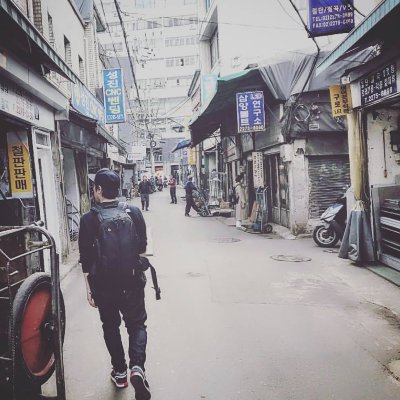 代行販売人気爆発中✊
定員募集の都度、ツイートにて募集します
ブランド卸事業再開!💡
現在ブランド卸様募集中(単価5000円〜より)
開発、卸、販売
代行サービスから仲介まで幅広く🦍
''安さの秘密に訳がある''
納得のいくサービスを目指します!
単品からOK🎁
大口様即対応可能✊