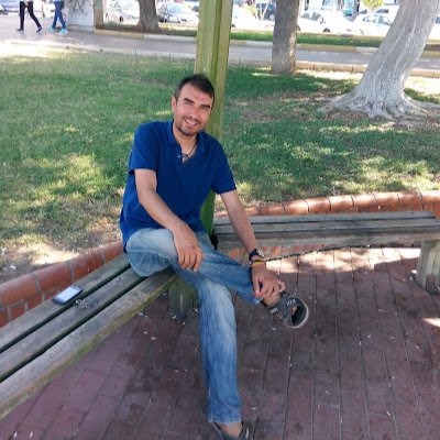 AhmetKa08752187's profile picture. 