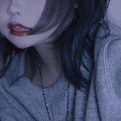 i0_pfla's profile picture. 18↑