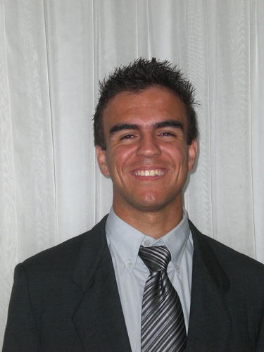 Graduado em Educação Física. Tecnólogo em Análise e Desenvolvimento de Sistemas. Desenvolvedor Web, fanático por tecnologia e Torcedor do Atlético Mineiro!