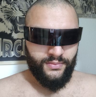 Aderecista, escultor e artesão.
Crio de coisinhas à coisonas!
Audiovisual 🎥🎨🖌️🎞️
RPG ❤️