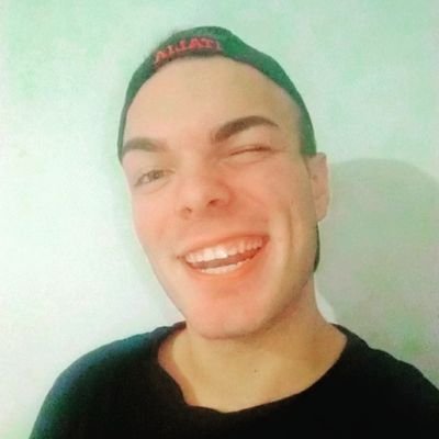 😎Outlier
🤷🏼♂️Bom gosto para tudo
🍎Meu ❤️ por conhecimento é imperceptível
💰O 💲 é apenas um meio para coisas maiores