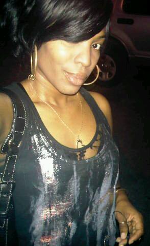 Active, Love my Beautiful kids,& Love going shopping and I am all about work..work..work