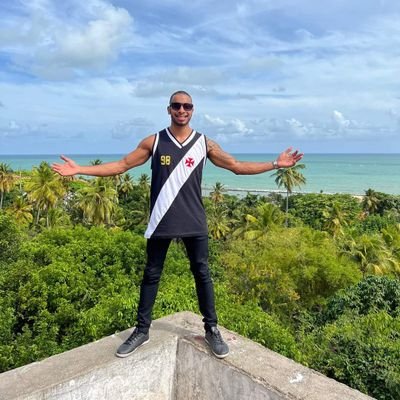 Alberto33390675's profile picture. Torcedor do Vasco da Gama /+/ ❤ Instagram: @albertocastro_oficial