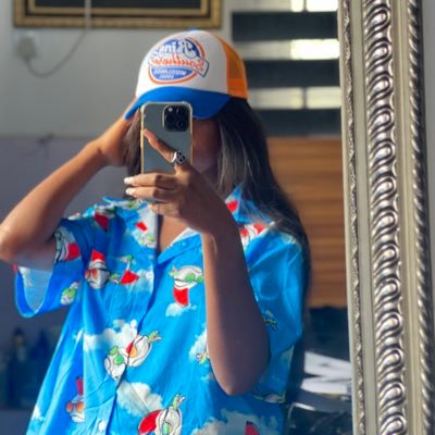 TickleMe_Gold's profile picture. 𝕬 𝕼𝖚𝖊𝖊𝖓 𝖎𝖓 𝖈𝖍𝖆𝖗𝖌𝖊 𝖔𝖋 𝖍𝖊𝖗 𝕶𝖎𝖓𝖌𝖉𝖔𝖒.  Fashion designer and A Sweetheart🥰