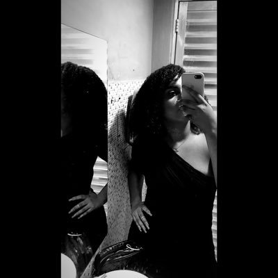 millena_passari's profile picture. Nunca feche os olhos para o mundo pois há alguém no mundo que espera pelo brilho do seu olhar. 🌵📍🛐