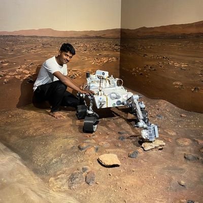 Geologist.

rocks world.
passionate research about Mars 
Traveler - ultimate goal - travel to Mars...