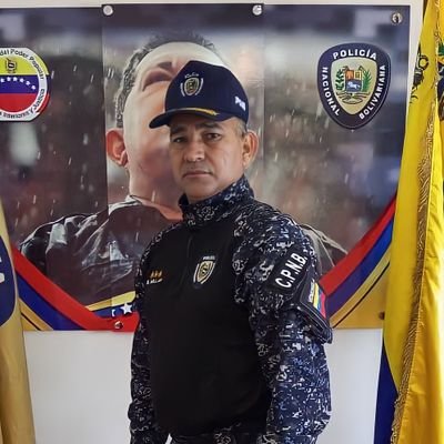 Comandante de la Policía Nacional Bolivariana del Estado Monagas
 
“Proteger, Defender y Servir a Nuestro Pueblo 🇻🇪”