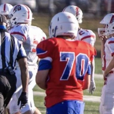 PeytonJudge's profile picture. 24’ center/guard - 225 - 5’9 - squat:405 - bench:235 - hang:200 - deadlift:370 - 40:5.6