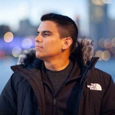 educon96's profile picture. Abogado 🇵🇪⚽️🏀💜💛