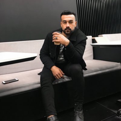 هدوء مظهرك رغم الحرب التي بداخلك هذا بحد ذاته انتصار..🦍