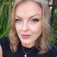 Linda Woodford - @LindaWoodford14 Twitter Profile Photo