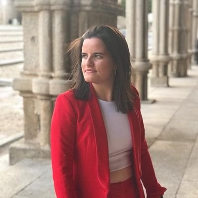 Ávila.🌾|
Politóloga por la @usal | Opositando al CNP