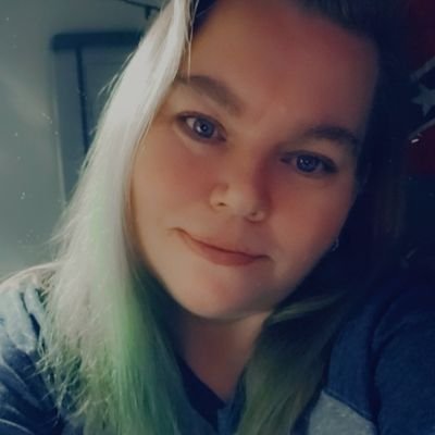 liztink02's profile picture. mother of three beautiful children, loves music, movies, and books!