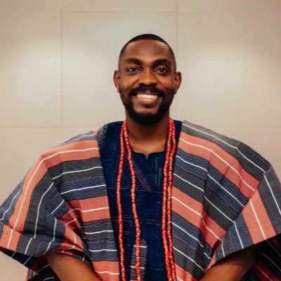 waledash's profile picture. minimalist-in-training.