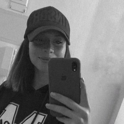 SamyDaily's profile picture. Al enemigo ni agüita del pozo ✨