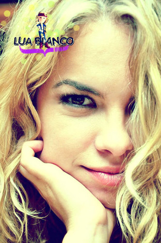 fã clube dedicado a divã lua blanco